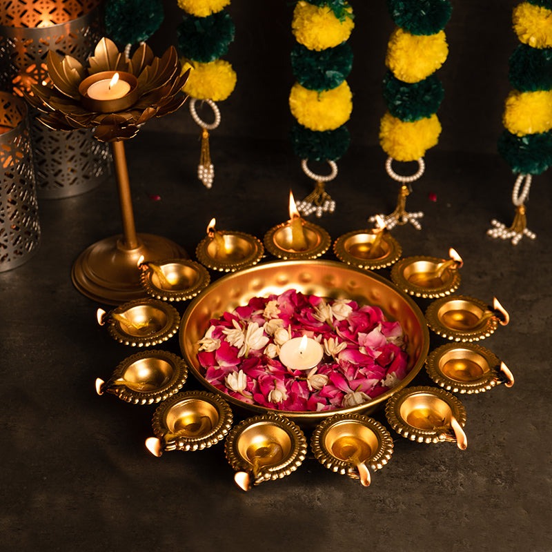 Aesthetic Floral Urli With Diya 14 Inch