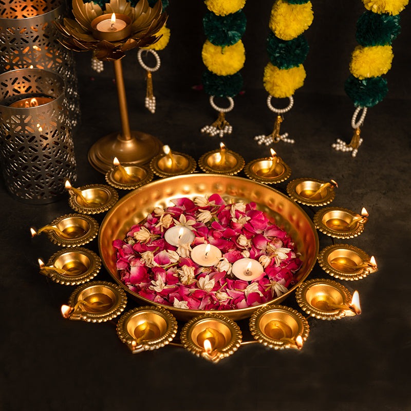 Aesthetic Floral Urli With Diya 14 Inch