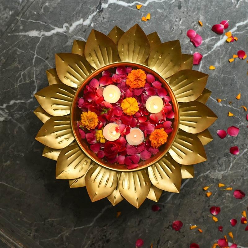 Captivating Petal Urli/Floater